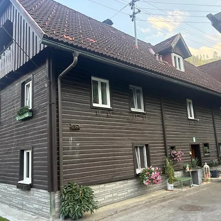 Traditionelles Haus *